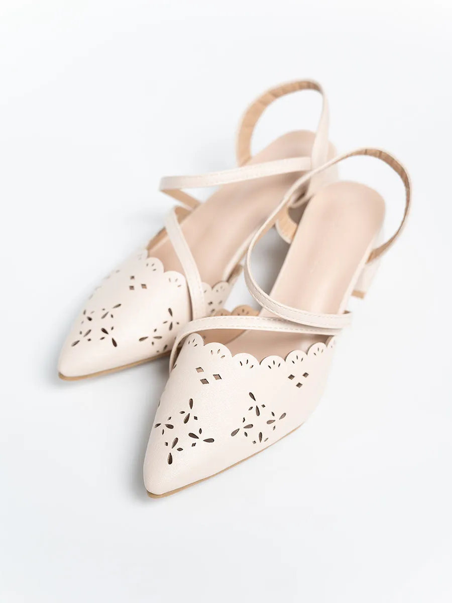 Kirana Eyelet Pump Heels