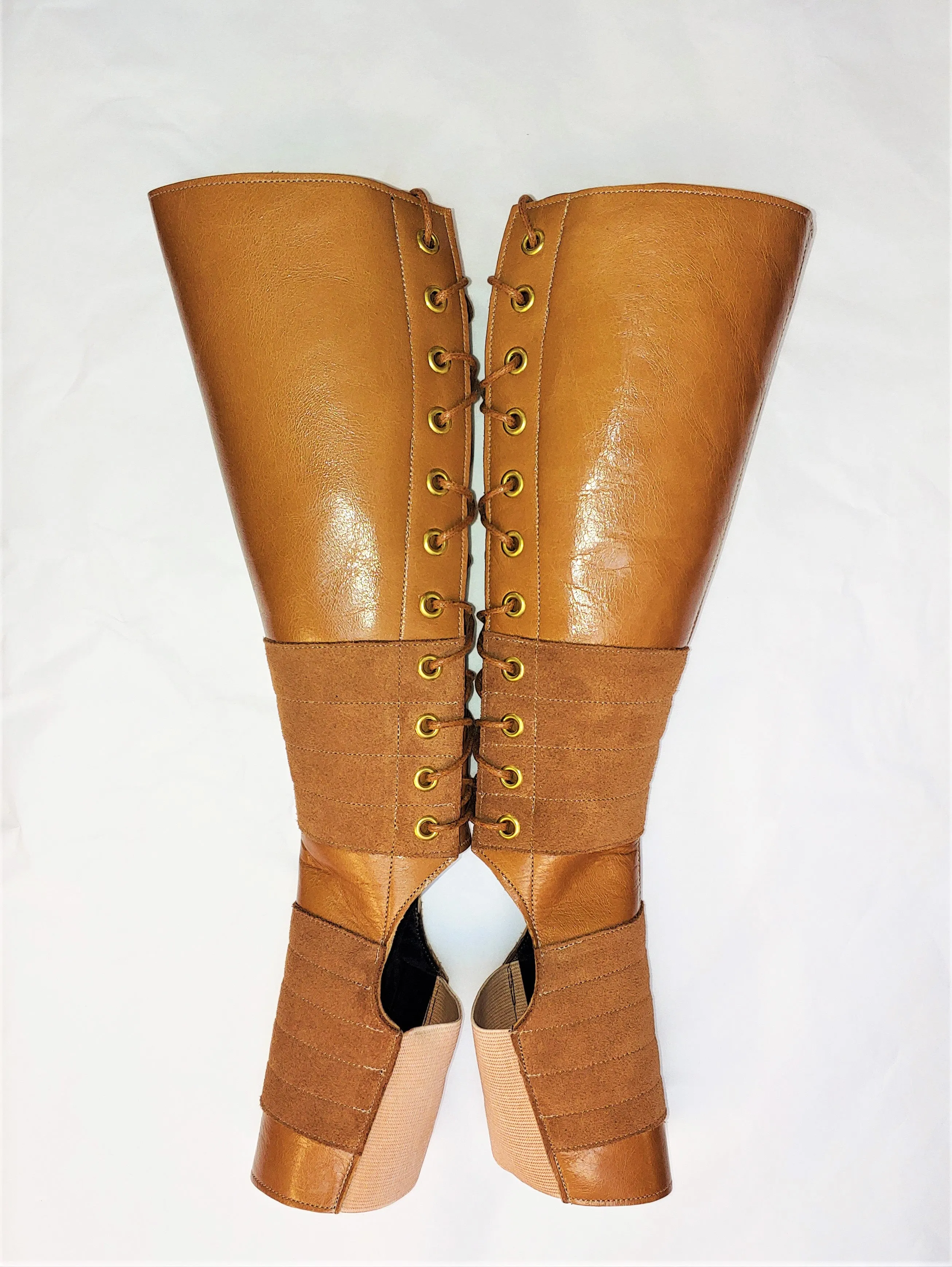 TAN Leather Aerial boots w/ Suede Grip